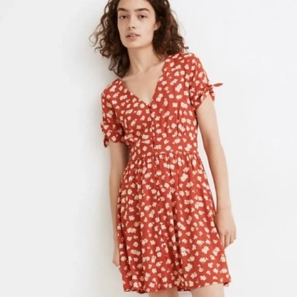 madewell red floral dress Madewell Red Floral Dress size 00